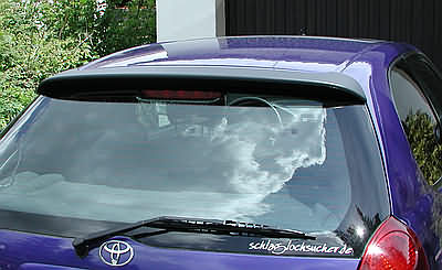 Corolla E11 mit gelegtem Heckscheibenwischer